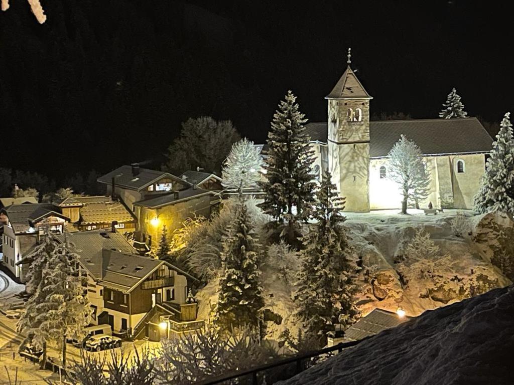 Chalet Les Avernes - Champagny En Vanoise, Domaine La Plagne Paradiski Екстер'єр фото